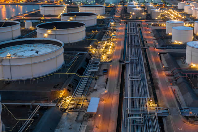 factory-644982_640
